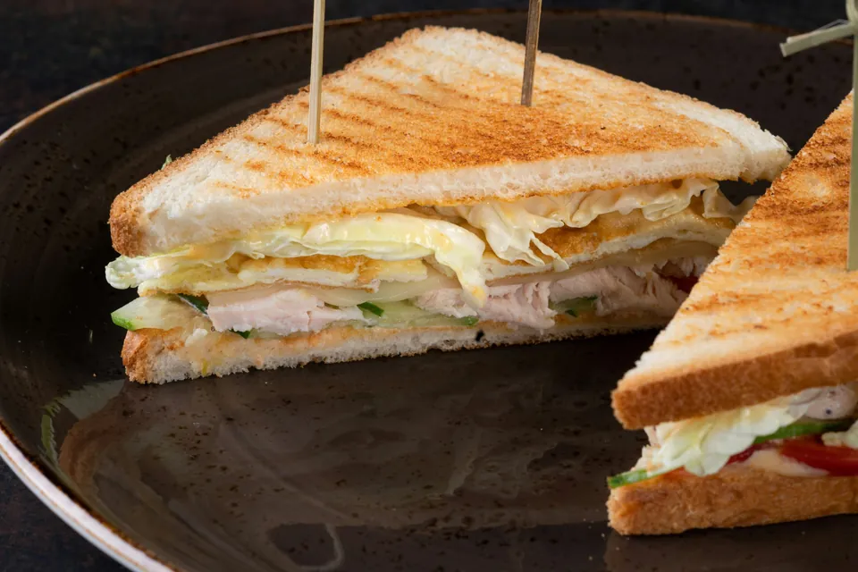 The caf&eacute;&rsquo;s photo of a toasted turkey club sandwich
